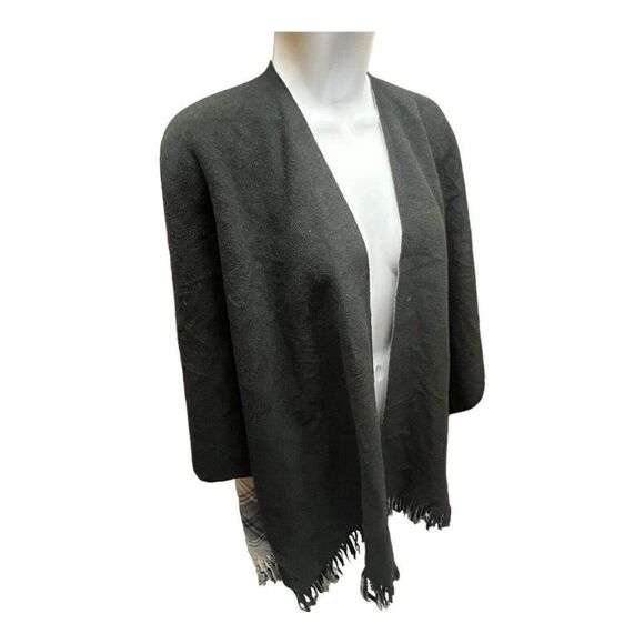 Estudio OS Reversible Plaid Shawl Black Cape Transitional Staple Fringe Wrap - Picture 8 of 11